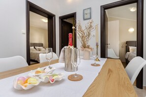 Apartment (A2) | Private kitchen - Apartments Family Idyll (Vodice)