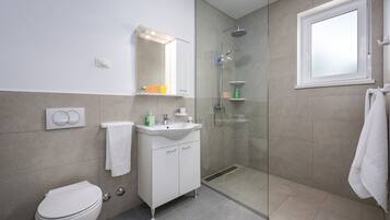 Villa | Bathroom | Towels