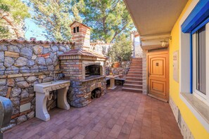 Exterior detail - Apartment Marijana (Novi Vinodolski)