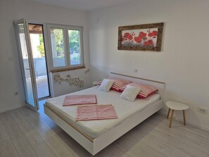 Apartment (A2) | Free WiFi - Apartments R and E (Rab)