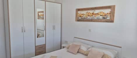 Apartment (A4)