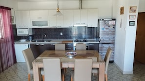Private kitchen - Apartments Ivo (Makarska)