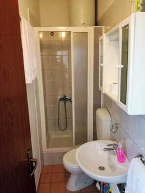 Apartment (A1) | Bathroom - Apartment Orlic (Senj)