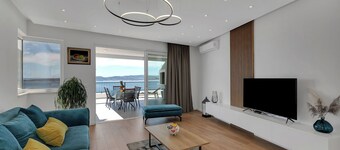 Villa Roof Pool