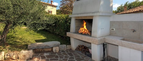 Aire de pique-nique/barbecue