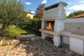 Área de parrillas y picnic