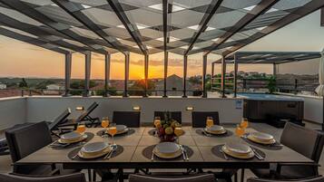 Khu ẩm thực ngoài trời