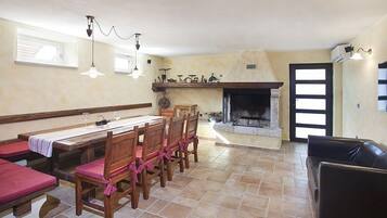 Villa | BBQ/picnic Area