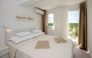 Villa | In-room safe, iron/ironing board, free WiFi - Villa Malo (Seget)