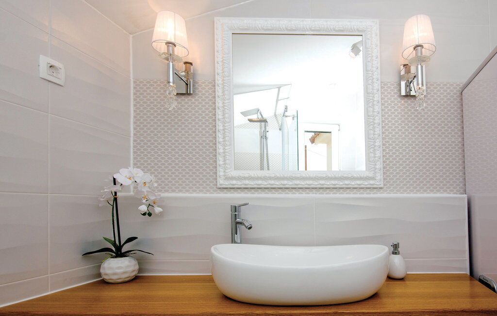 Villa | Bathroom