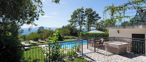 Outdoor pool, a heated pool