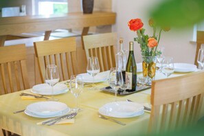 Dining - Villa Green Oasis (Proložac)