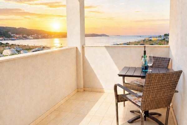 Apartment (A1) | Balcony