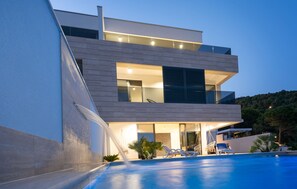 Piscina externa
