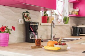 Villa | Private kitchen - Villa May (Tinjan)