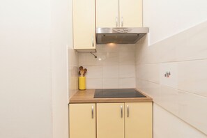 Private kitchen - Apartments Family Villaarta (Murter-Kornati)
