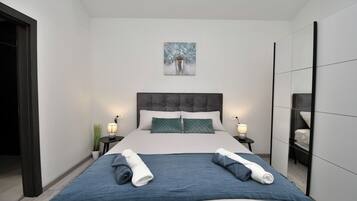 Villa | In-room safe, iron/ironing board, free WiFi