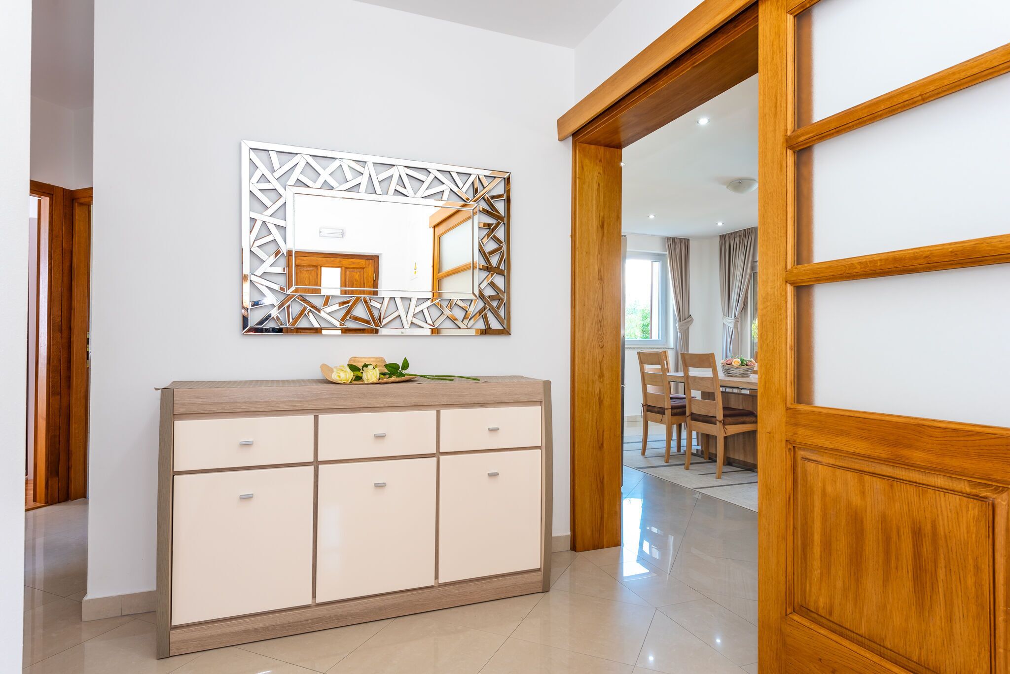 Villa | Interior entrance