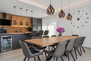 Villa | Private kitchen | Fridge, microwave, oven, stovetop - Villa Summer Side (Marina)