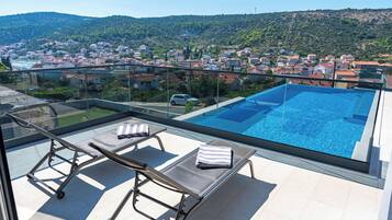 Villa | Pool | Outdoor pool, a heated pool