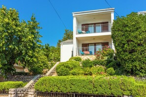 Building design - Villa Turquoise Breeze (Novi Vinodolski)