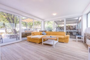 Villa | Living room - Villa Turquoise Breeze (Novi Vinodolski)