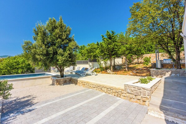 Courtyard - Villa Turquoise Breeze (Novi Vinodolski)