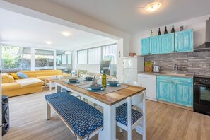 Villa | Private kitchen | Fridge, microwave, oven, stovetop - Villa Turquoise Breeze (Novi Vinodolski)