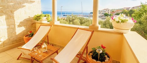 Villa | Terrace/patio
