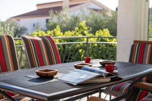 Apartment (A1) | Terrace/patio - Apartments Apartmani Marin (Sibenik)