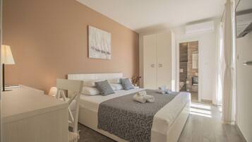 Villa | In-room safe, iron/ironing board, free WiFi