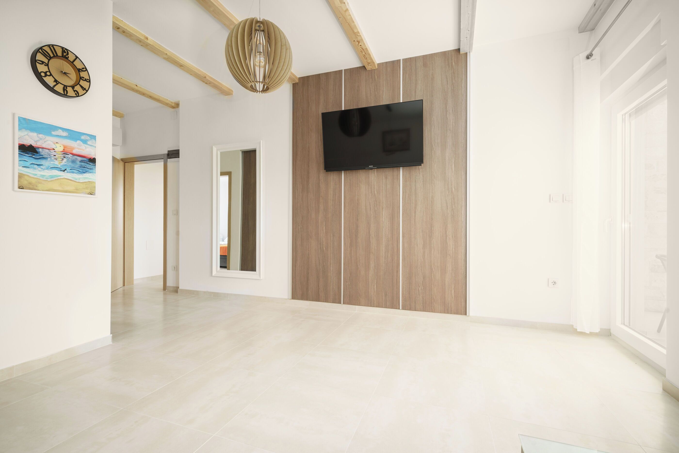 Apartment (A2) | Television