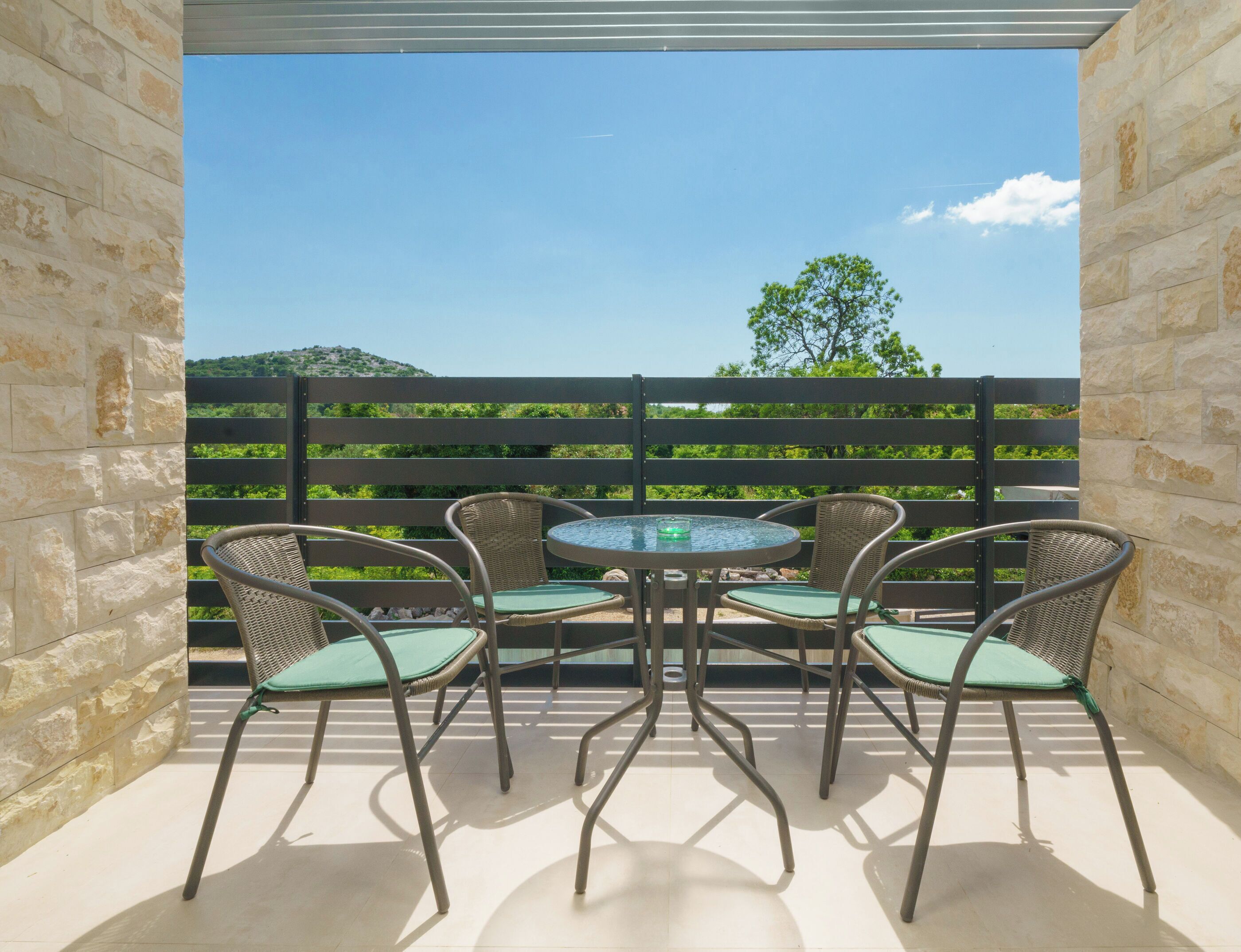 Apartment (A3) | Balcony