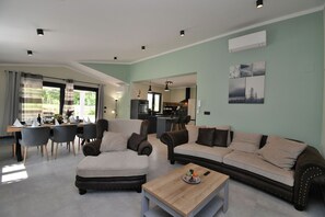 Living room - Villa Vala (Marcana)