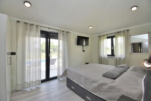 Villa | In-room safe, iron/ironing board, free WiFi - Villa Vala (Marcana)