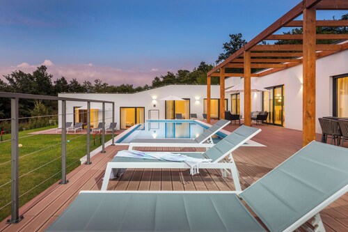 Villa Istria Green