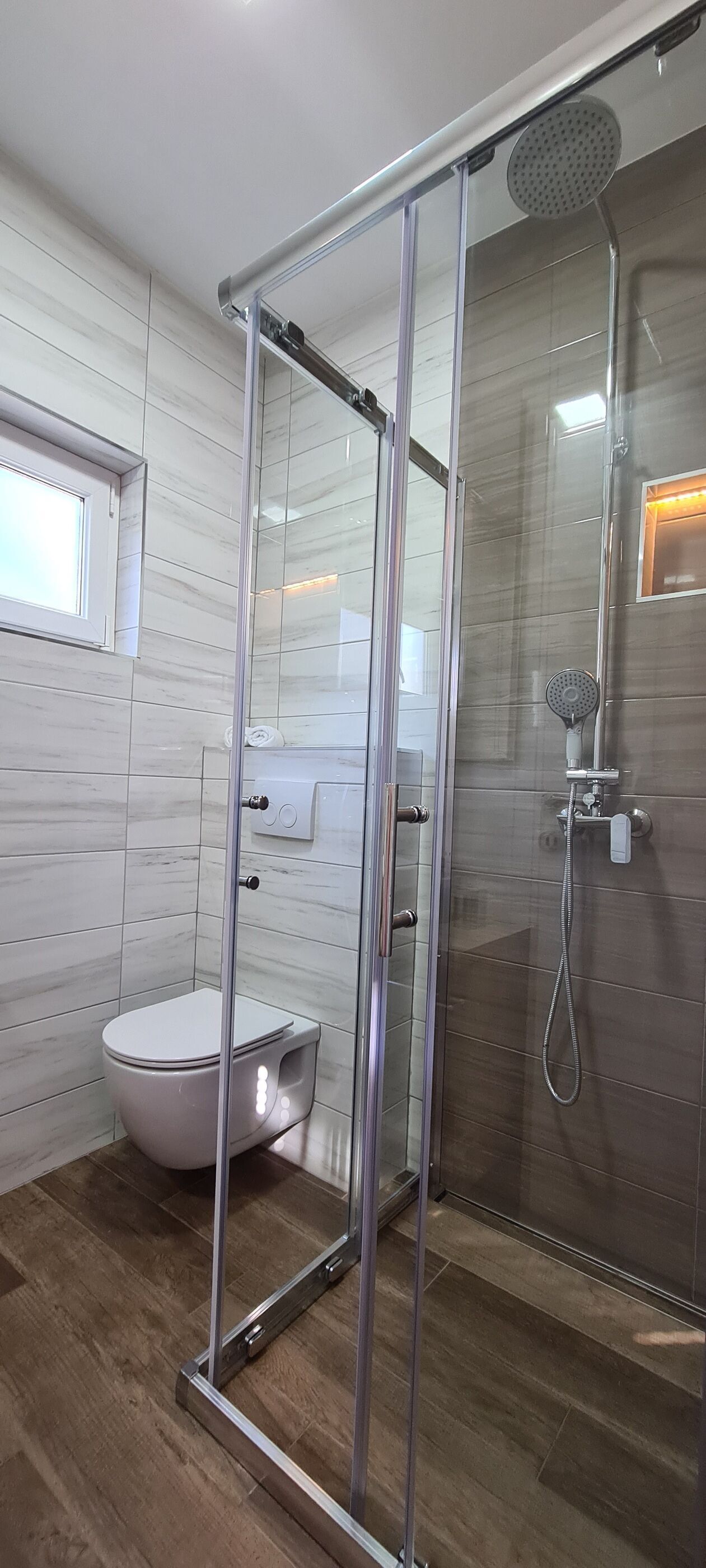Villa | Badezimmer | Dusche