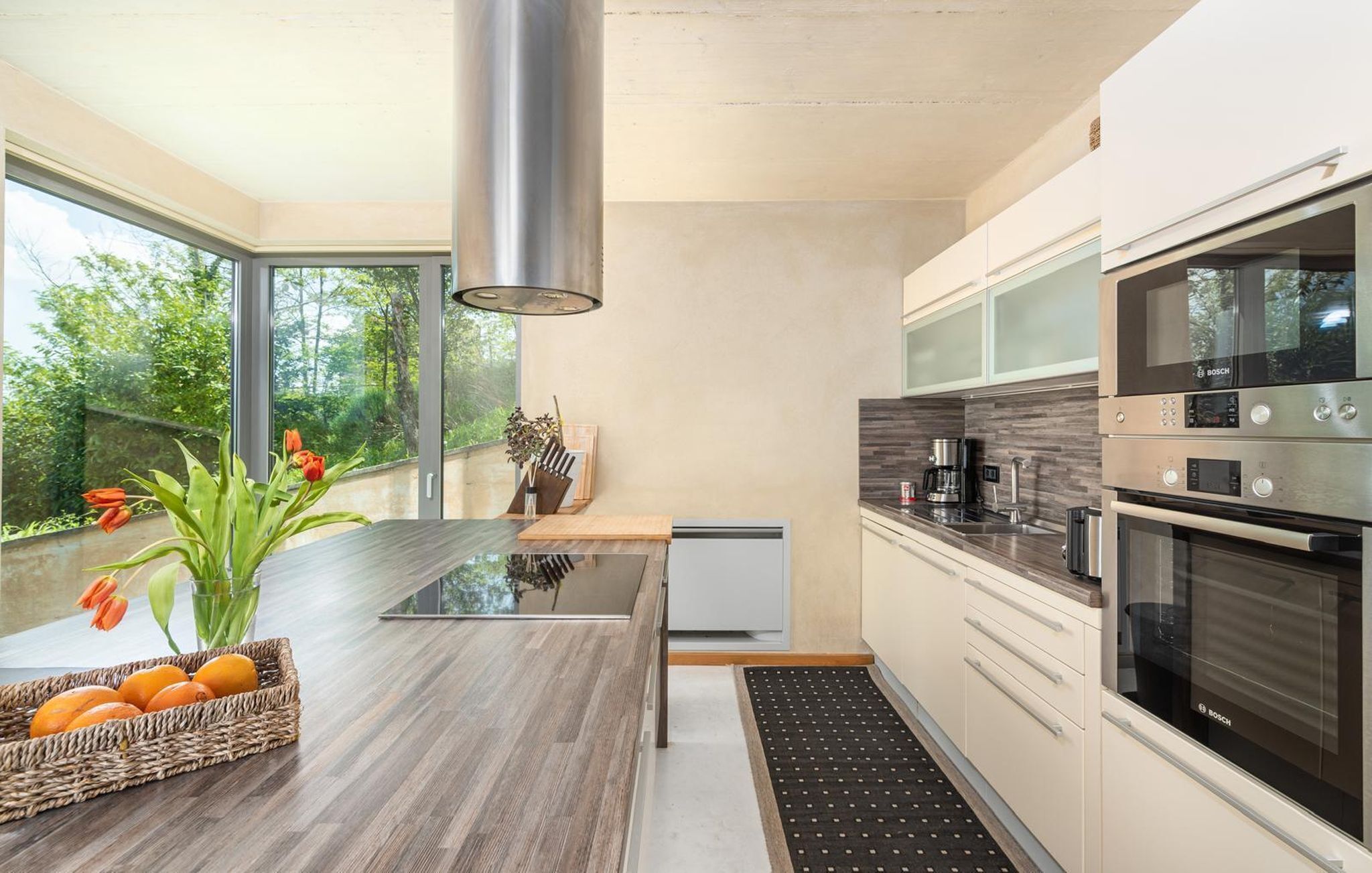 Villa | Private kitchen | Fridge, microwave, oven, stovetop