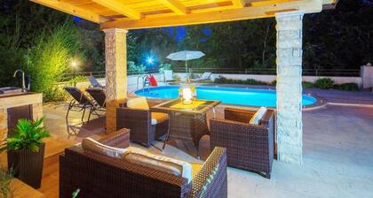 Villa Lucy