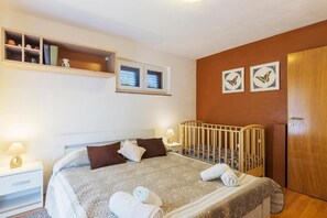 Villa | Laptop workspace, iron/ironing board, free WiFi - Villa Lucy (Vodnjan)