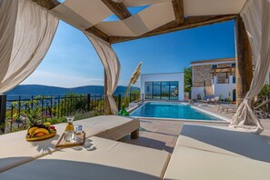 Indoor pool, outdoor pool - Villa Hilltop (Vinodol)