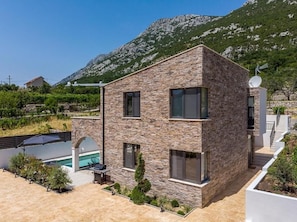 Building design - Villa Eden With Heated Pool (Omis)