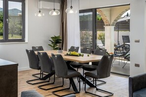 Villa | Dining - Villa Eden With Heated Pool (Omis)