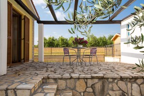 Terrace/patio - Villa Bali (Kastelir-Labinci)