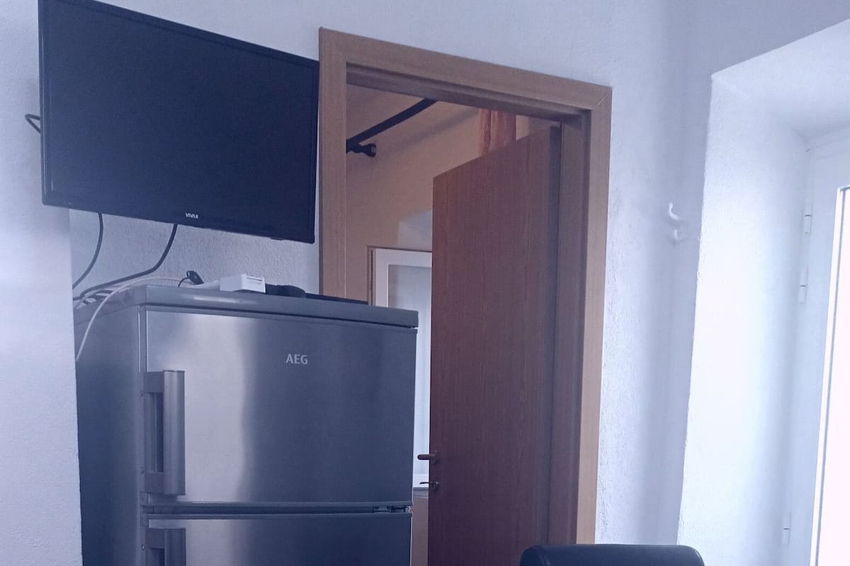 Apartment (A4) | Dining