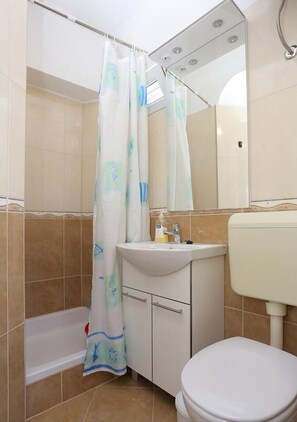 Apartment (A2) | Bathroom - Apartments Aurora Adriatica (Gradac)