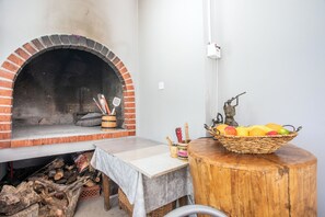 BBQ/picnic Area - Villa Knez (Omis)