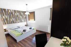 In-room safe, iron/ironing board, free WiFi - Villa Spacious (Zminj)