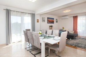 Villa | Living room - Villa Beautiful Countryside (Ružić)