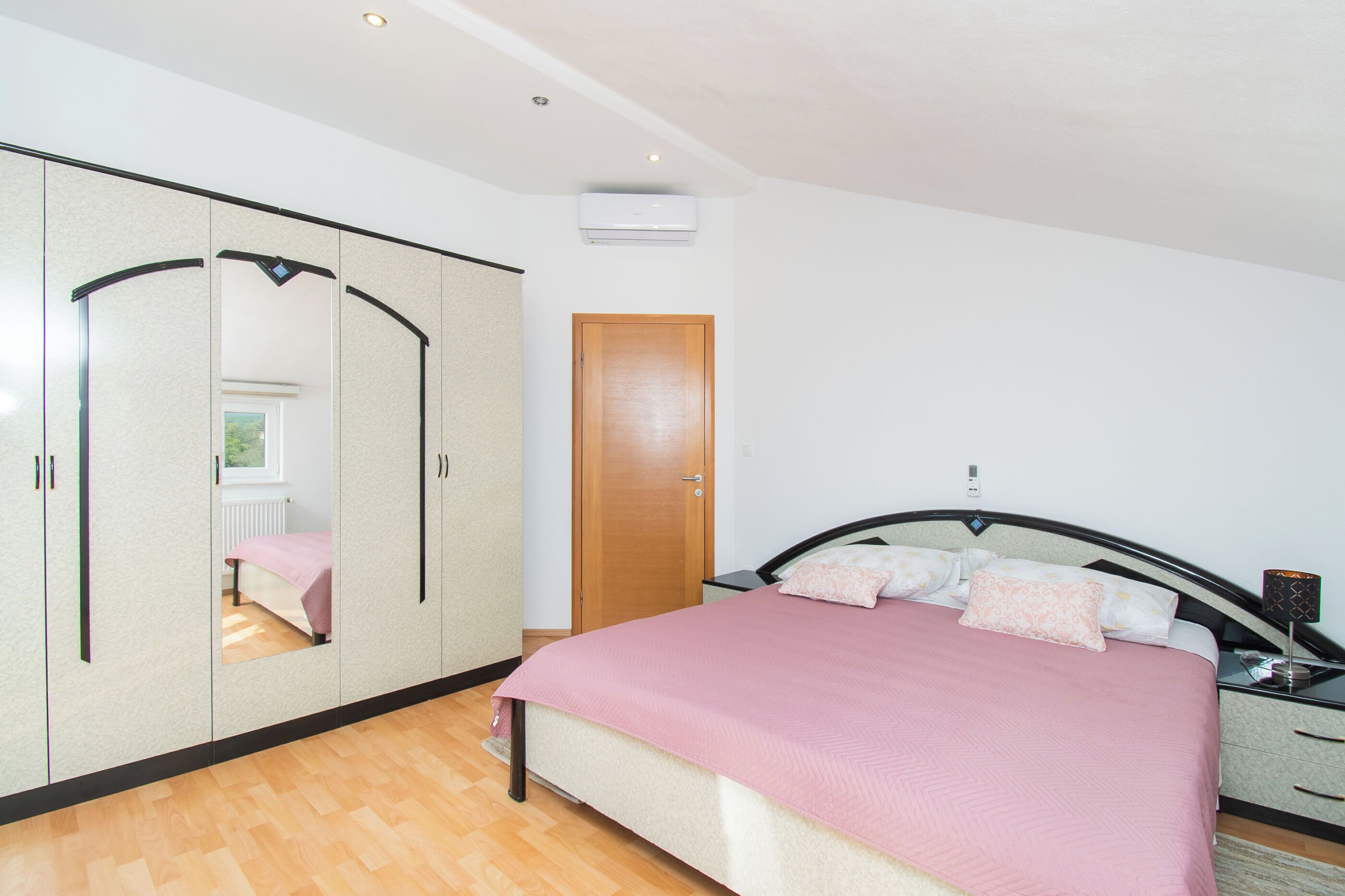 Villa | Een strijkplank/strijkijzer, gratis wifi